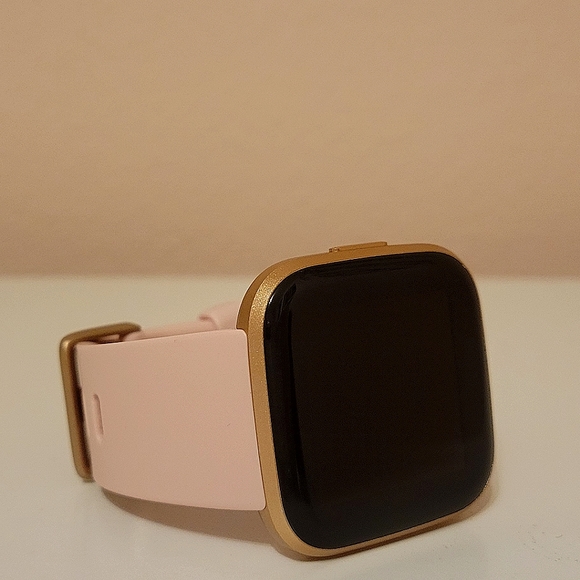 fitbit Other - Fitbit Versa 2 Smartwatch